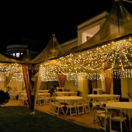 Вилла 6, Persiaran Tanjung Bunga 3 Бату-Ферринги Экстерьер фото